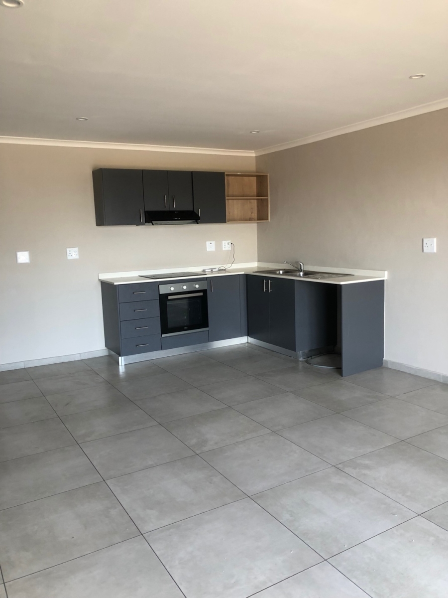 3 Bedroom Property for Sale in Parklands East Western Cape